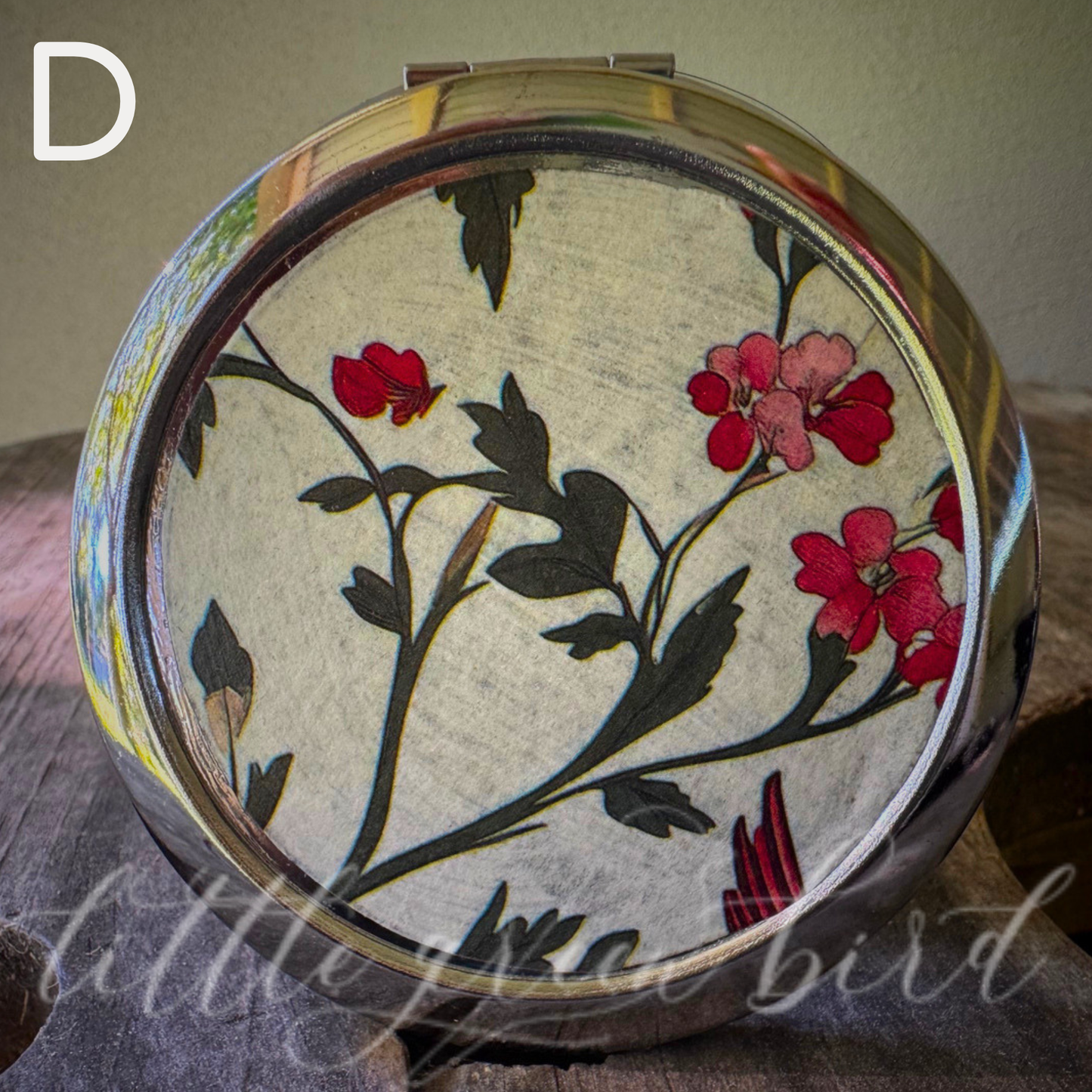 Vintage Beauty Compact Mirror
